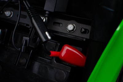 Battery Tender® PowerPlus Series marine battery charger delivering high-output charging on a boat dock