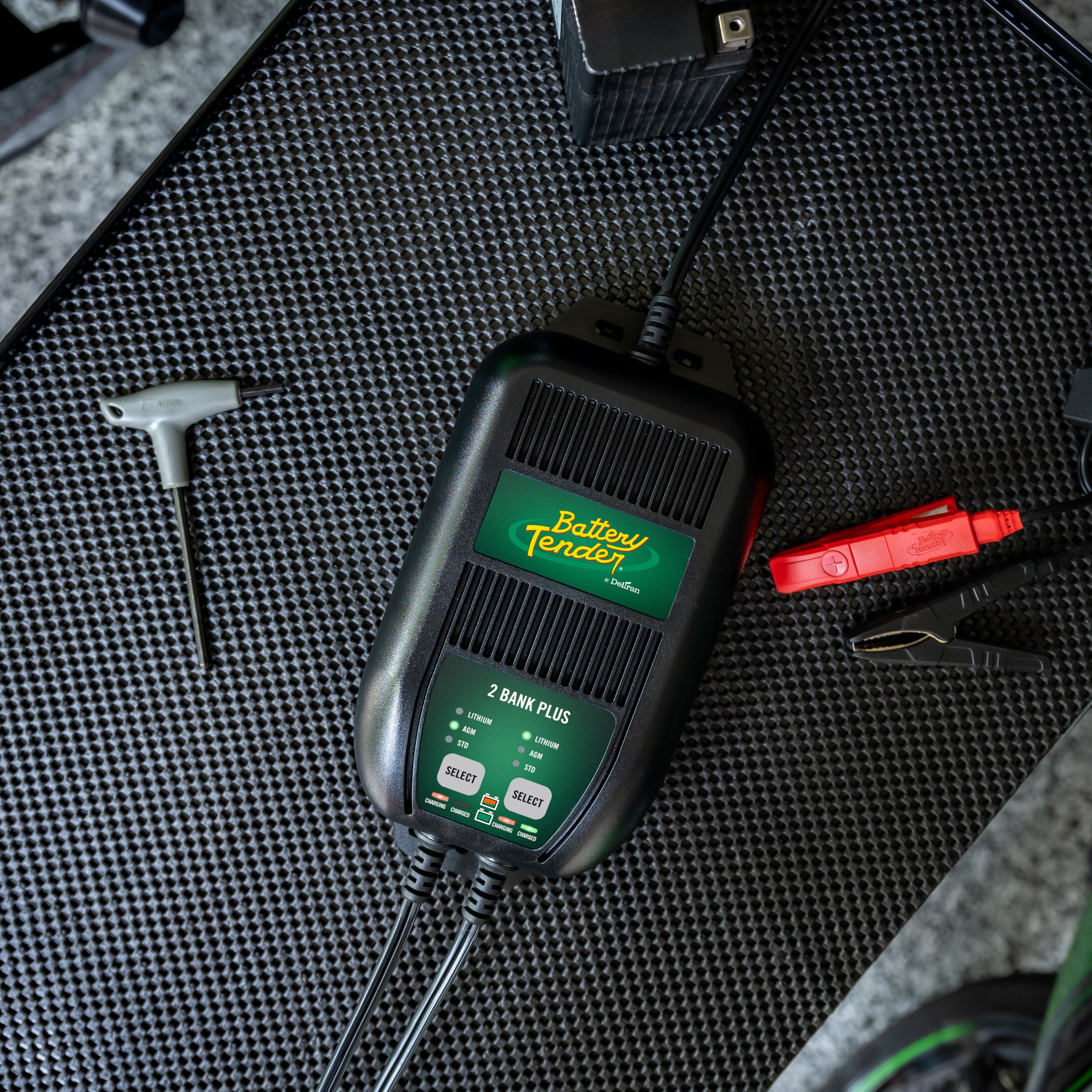 2 Bank, 1.25 AMP 12V Battery Charger - Battery Tender®