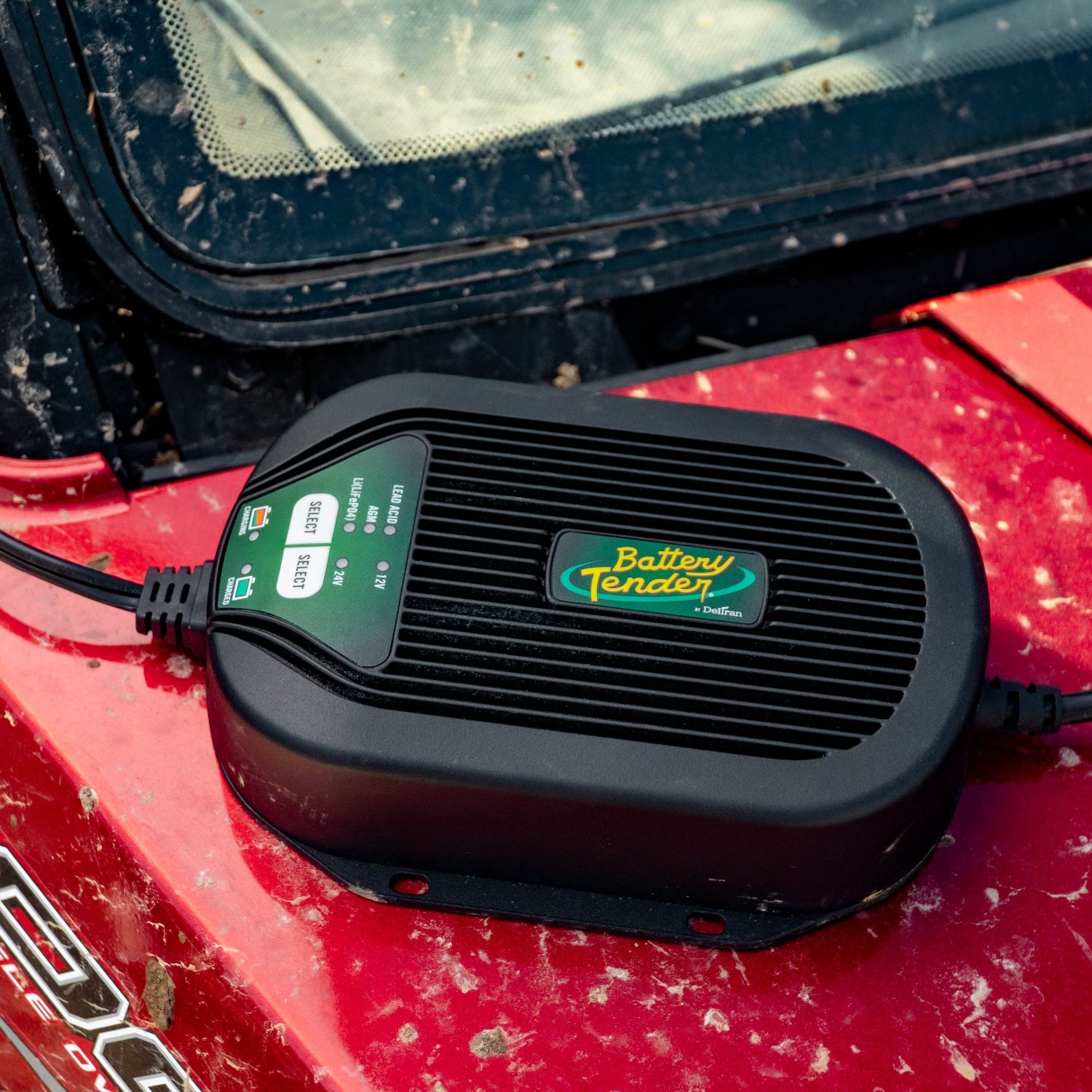 Weather Resistant 12V @ 5 AMP & 24V @ 2.5 AMP Selectable Battery Charger - Battery Tender®