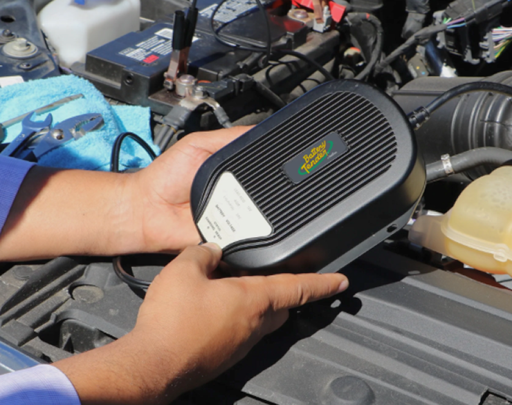 Marine Jump Starters: On-Water Emergency Starting Guide