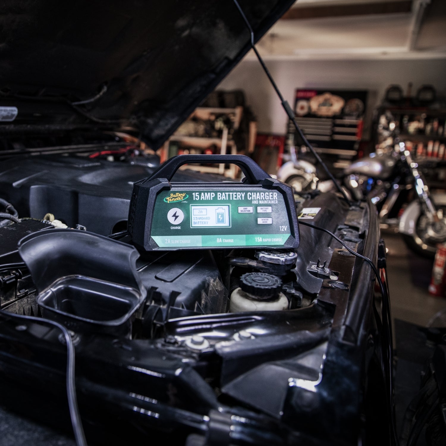 15 AMP / 8 AMP / 2 AMP Power Tender® Selectable Chemistry 12V Battery