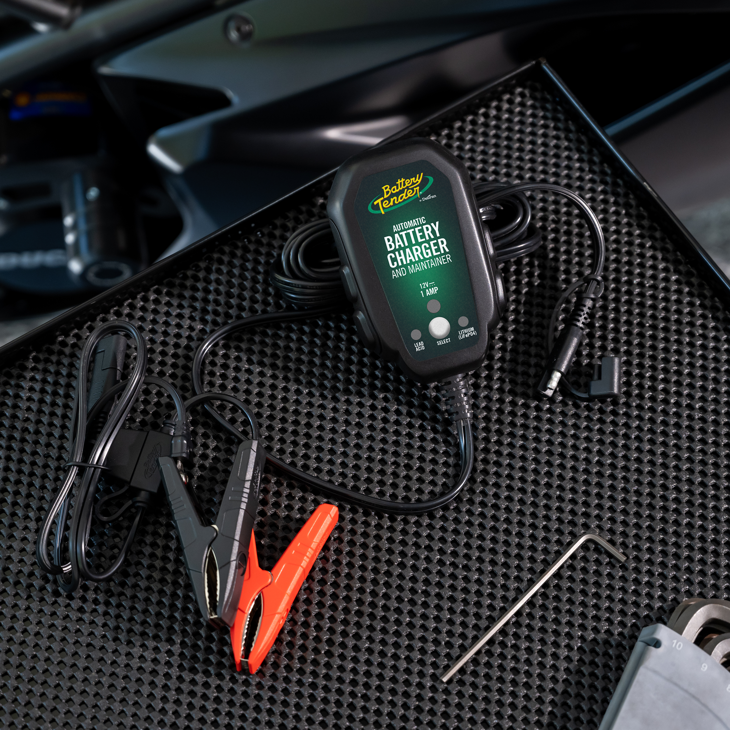 Battery Tender Junior 1 AMP 12V Selectable Chemistry Battery Charger and Maintainer